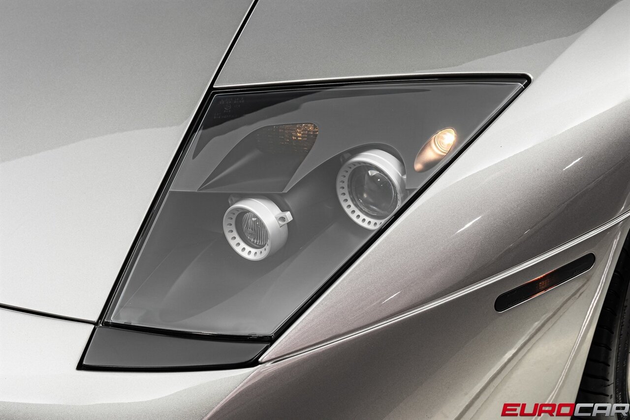 2005 Lamborghini Murcielago *FRONT AXLE LIFT * IMMACULATE CONDITION*   - Photo 13 - Costa Mesa, CA 92626