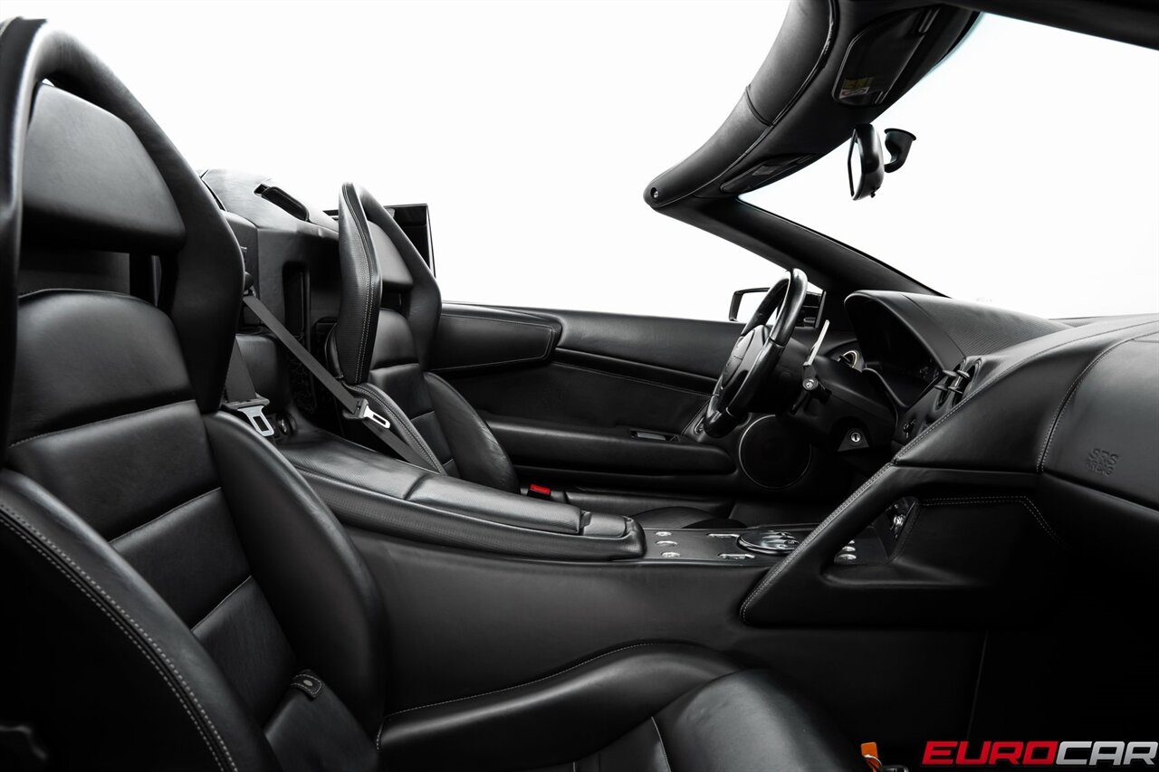 2005 Lamborghini Murcielago *FRONT AXLE LIFT * IMMACULATE CONDITION*   - Photo 38 - Costa Mesa, CA 92626