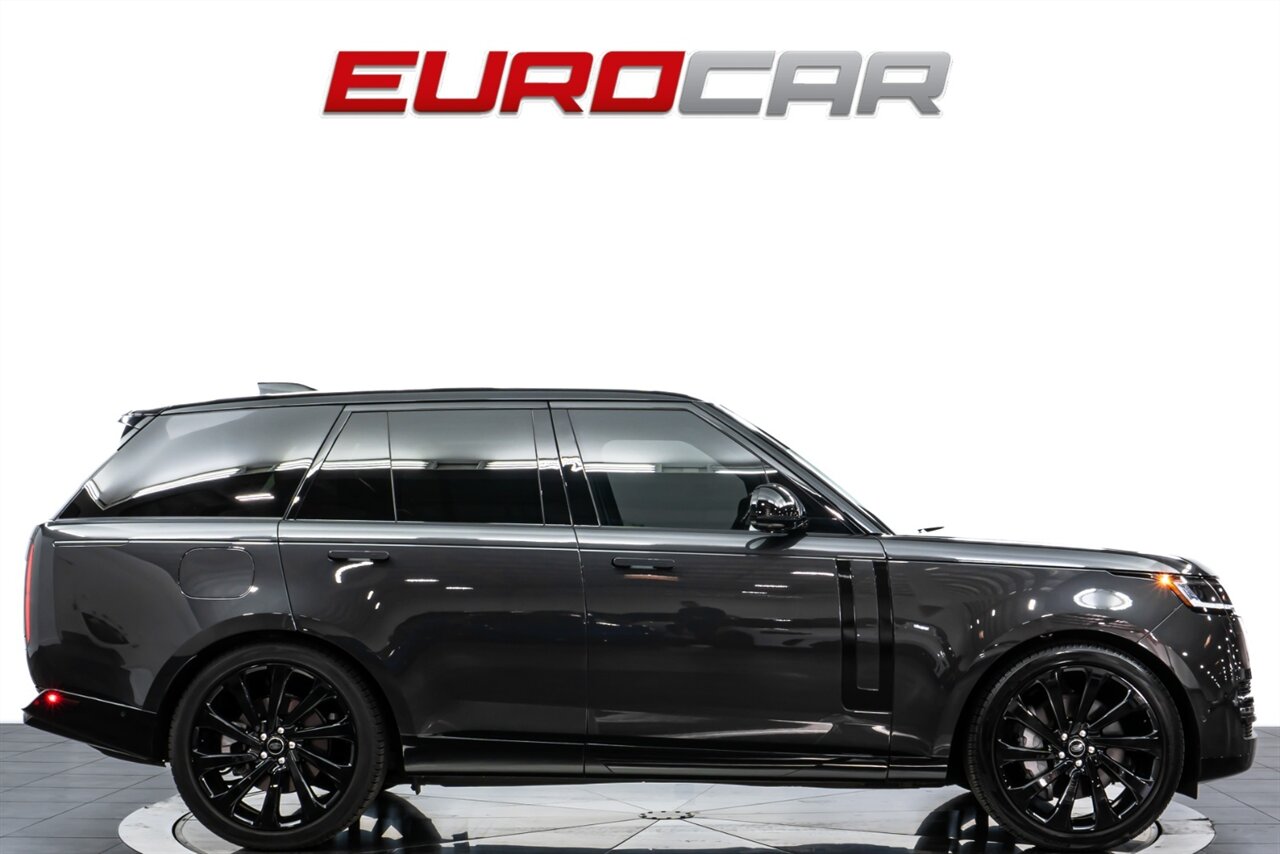 2023 Land Rover Range Rover P530 SE  *SHADOW EXTERIOR PACKAGE * 23 " WHEELS* - Photo 6 - Costa Mesa, CA 92626