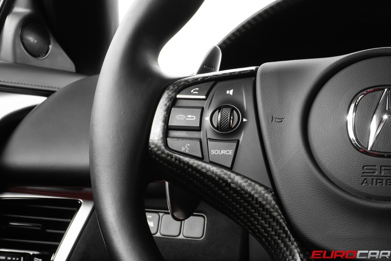 2019 Acura NSX SH-AWD Sport Hybrid *CARBON FIBER INTERIOR PACKAGE * CARBON FIBER DECKLID SPOILER* - Photo 32 - Costa Mesa, CA 92626