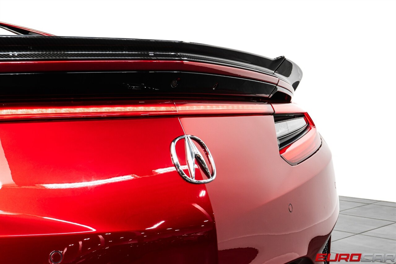 2019 Acura NSX SH-AWD Sport Hybrid *CARBON FIBER INTERIOR PACKAGE * CARBON FIBER DECKLID SPOILER* - Photo 22 - Costa Mesa, CA 92626