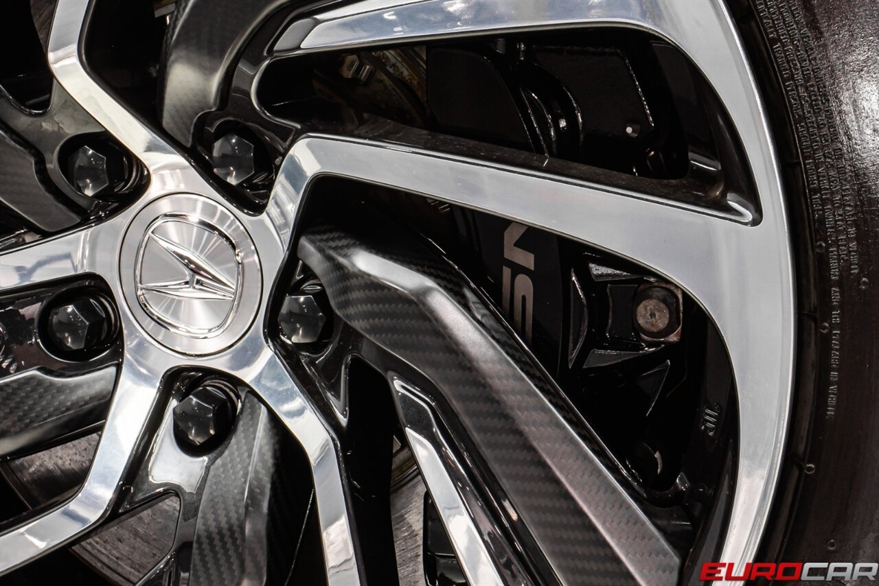 2019 Acura NSX SH-AWD Sport Hybrid *CARBON FIBER INTERIOR PACKAGE * CARBON FIBER DECKLID SPOILER* - Photo 25 - Costa Mesa, CA 92626