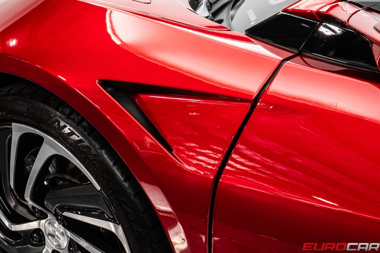 2019 Acura NSX SH-AWD Sport Hybrid *CARBON FIBER INTERIOR PACKAGE * CARBON FIBER DECKLID SPOILER* - Photo 14 - Costa Mesa, CA 92626