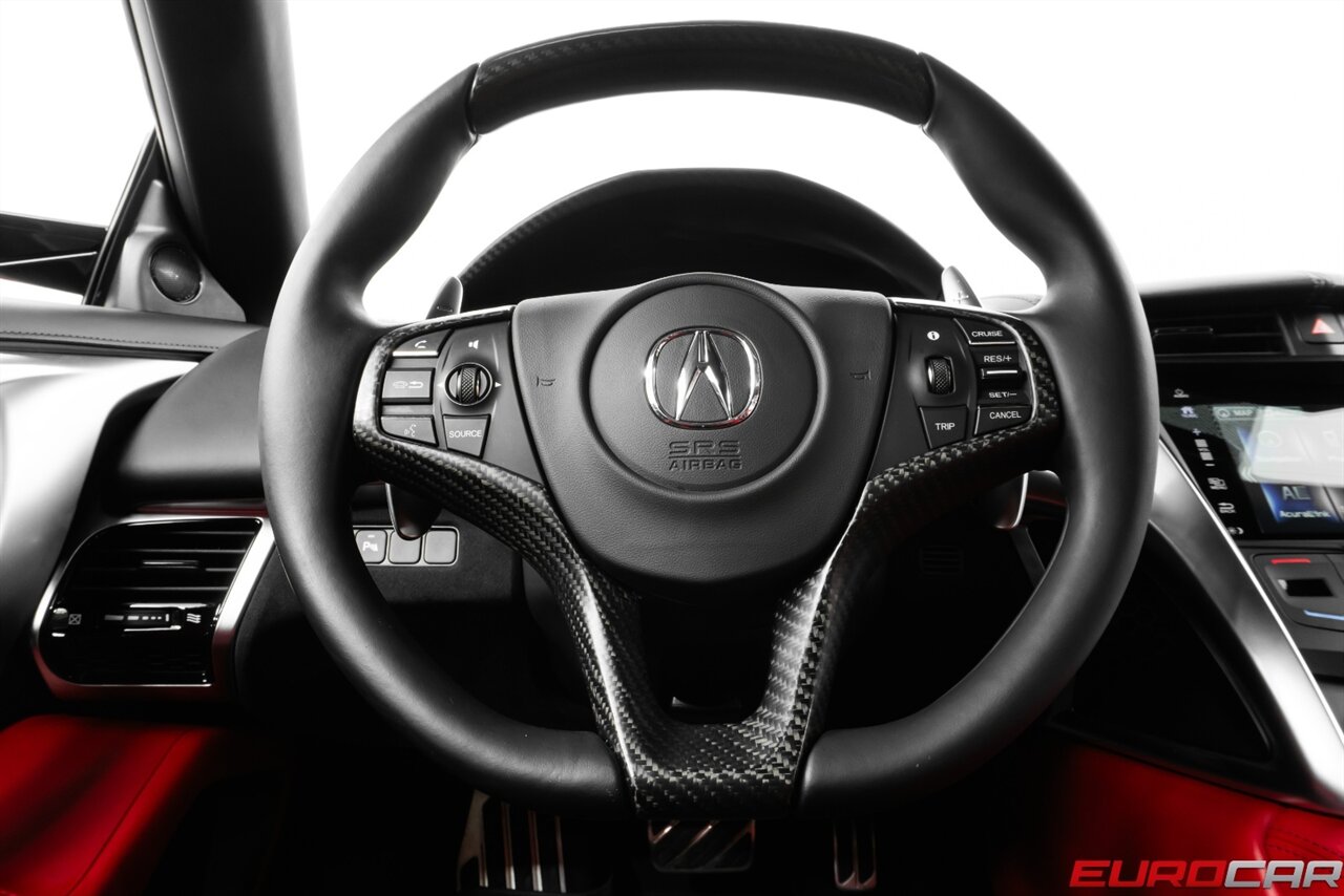 2019 Acura NSX SH-AWD Sport Hybrid *CARBON FIBER INTERIOR PACKAGE * CARBON FIBER DECKLID SPOILER* - Photo 31 - Costa Mesa, CA 92626