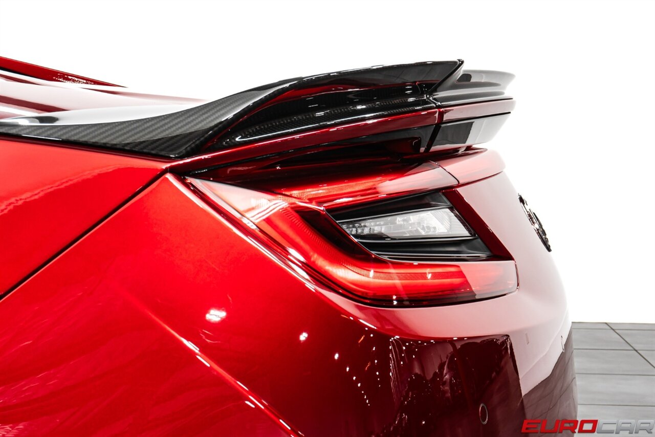 2019 Acura NSX SH-AWD Sport Hybrid *CARBON FIBER INTERIOR PACKAGE * CARBON FIBER DECKLID SPOILER* - Photo 20 - Costa Mesa, CA 92626