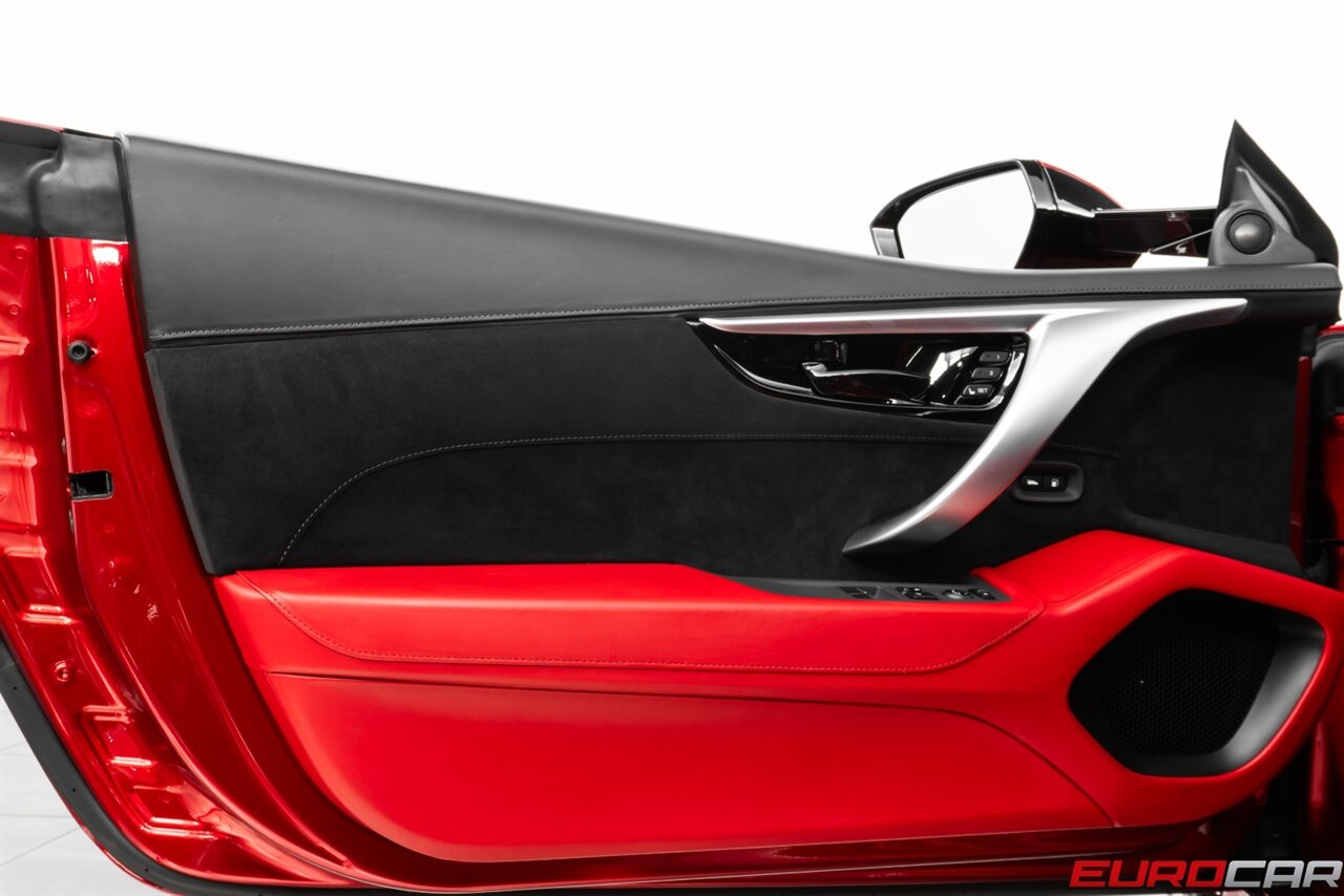 2019 Acura NSX SH-AWD Sport Hybrid *CARBON FIBER INTERIOR PACKAGE * CARBON FIBER DECKLID SPOILER* - Photo 27 - Costa Mesa, CA 92626