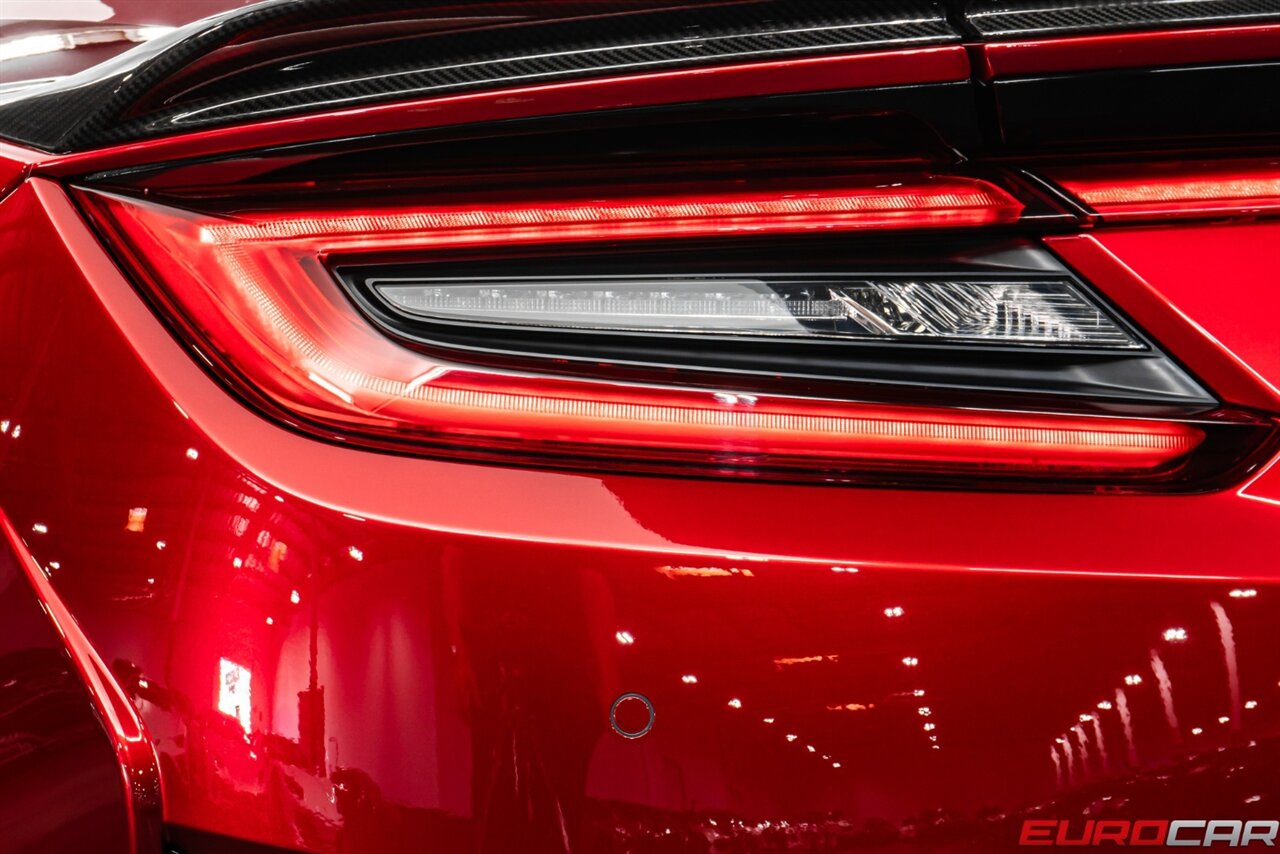 2019 Acura NSX SH-AWD Sport Hybrid *CARBON FIBER INTERIOR PACKAGE * CARBON FIBER DECKLID SPOILER* - Photo 21 - Costa Mesa, CA 92626