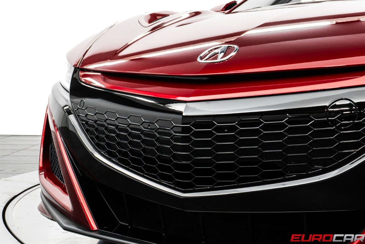2019 Acura NSX SH-AWD Sport Hybrid *CARBON FIBER INTERIOR PACKAGE * CARBON FIBER DECKLID SPOILER* - Photo 11 - Costa Mesa, CA 92626