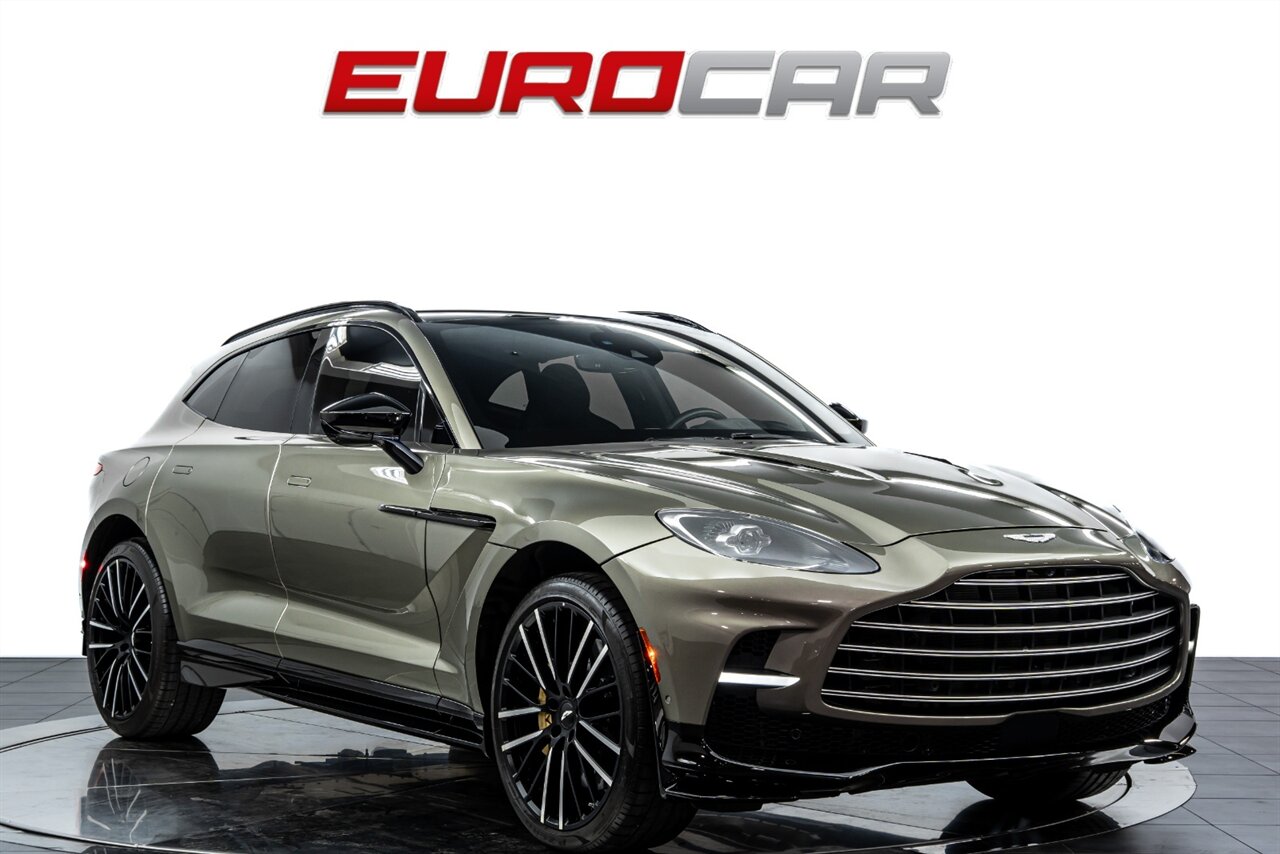 2023 Aston Martin DBX 707 *23 " FORGED WHEELS * CARBON INTERIOR TRIM* - Photo 7 - Costa Mesa, CA 92626