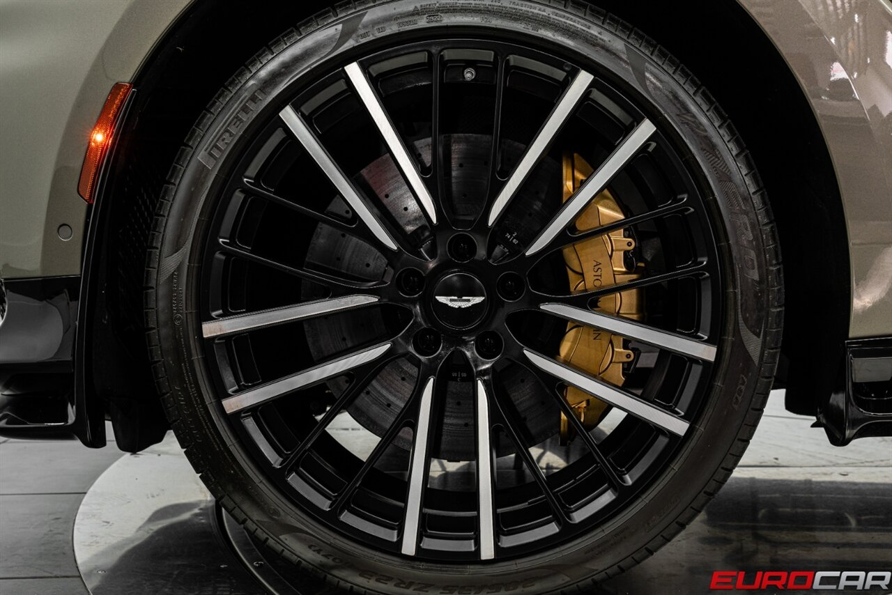 2023 Aston Martin DBX 707 *23 " FORGED WHEELS * CARBON INTERIOR TRIM* - Photo 21 - Costa Mesa, CA 92626