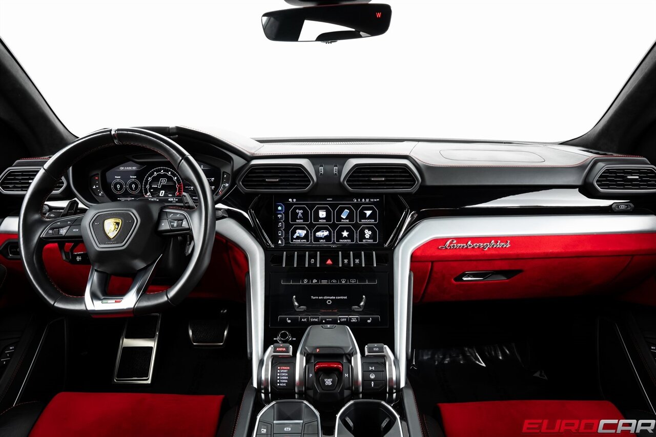 2022 Lamborghini Urus *HIGH GLOSS BLACK STYLE PACKAGE * FRONT PPF*   - Photo 23 - Costa Mesa, CA 92626