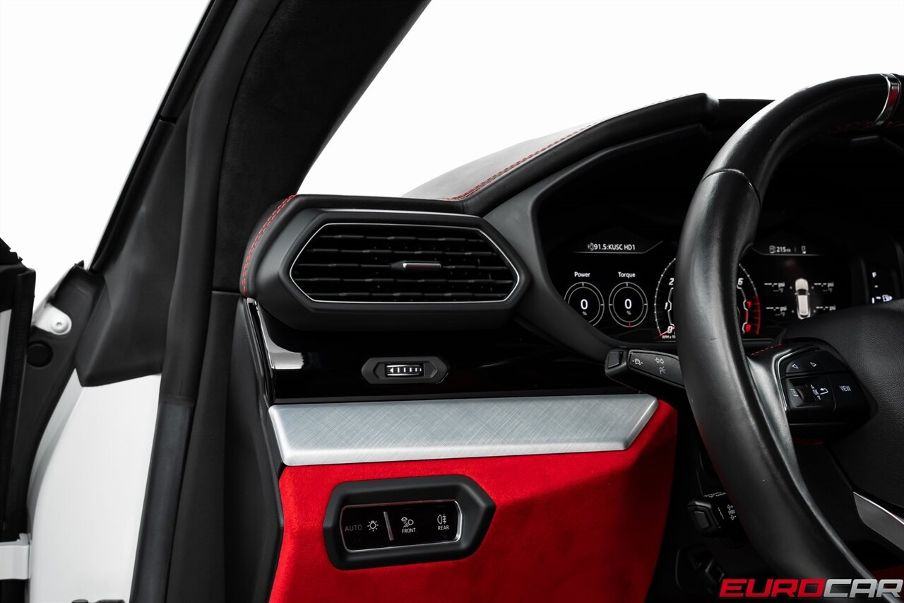 2022 Lamborghini Urus *HIGH GLOSS BLACK STYLE PACKAGE * FRONT PPF*   - Photo 24 - Costa Mesa, CA 92626