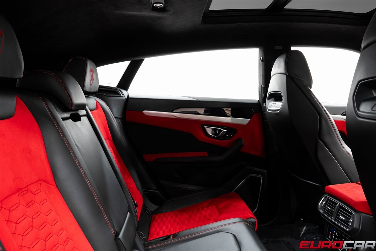 2022 Lamborghini Urus *HIGH GLOSS BLACK STYLE PACKAGE * FRONT PPF*   - Photo 34 - Costa Mesa, CA 92626