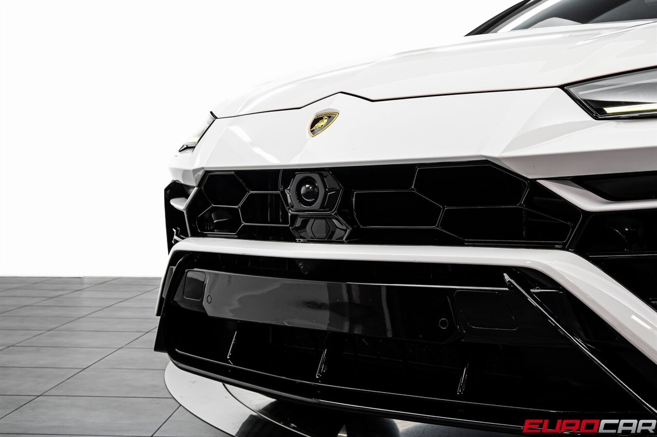 2022 Lamborghini Urus *HIGH GLOSS BLACK STYLE PACKAGE * FRONT PPF*   - Photo 9 - Costa Mesa, CA 92626