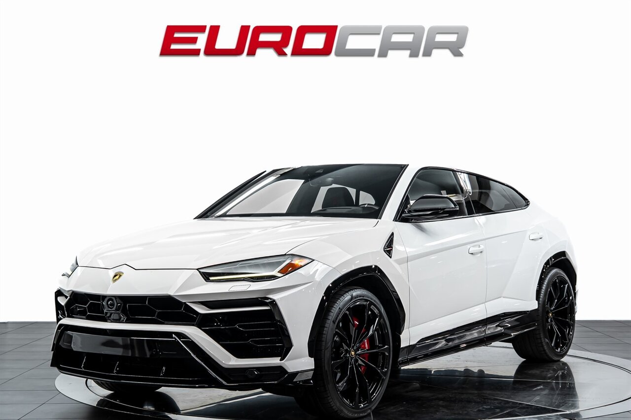 2022 Lamborghini Urus *HIGH GLOSS BLACK STYLE PACKAGE * FRONT PPF*   - Photo 1 - Costa Mesa, CA 92626