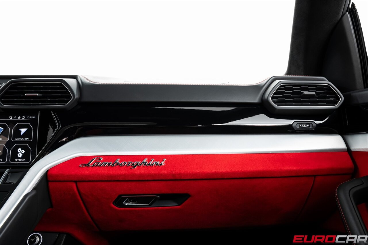 2022 Lamborghini Urus *HIGH GLOSS BLACK STYLE PACKAGE * FRONT PPF*   - Photo 29 - Costa Mesa, CA 92626