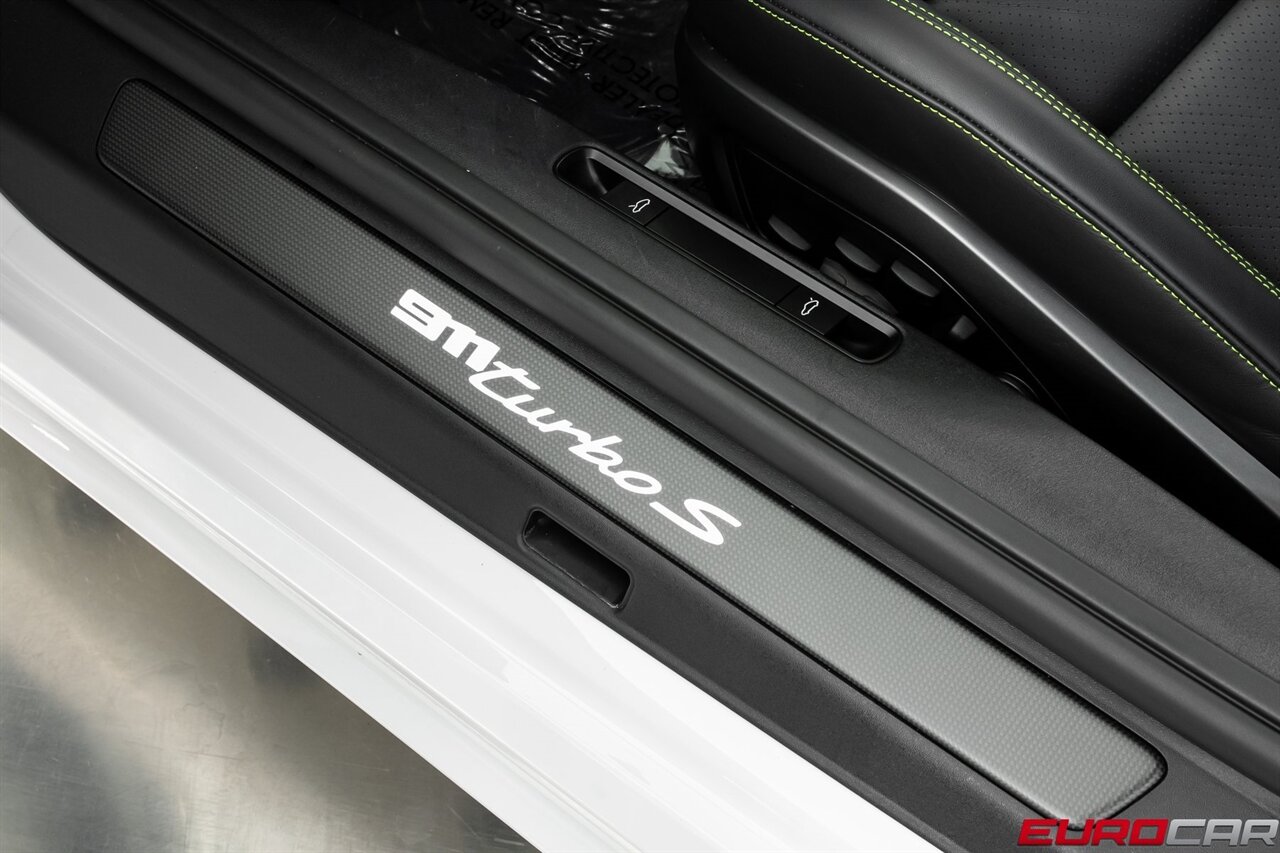 2024 Porsche 911 Turbo S *SPORTDESIGN PACKAGE * FRONT AXLE LIFT* - Photo 46 - Costa Mesa, CA 92626