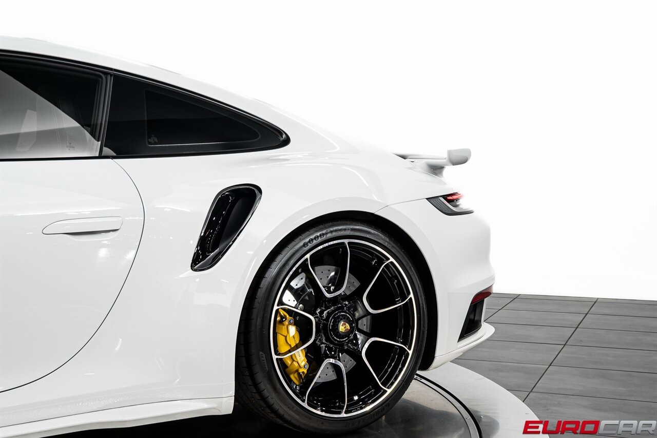 2024 Porsche 911 Turbo S *SPORTDESIGN PACKAGE * FRONT AXLE LIFT* - Photo 16 - Costa Mesa, CA 92626