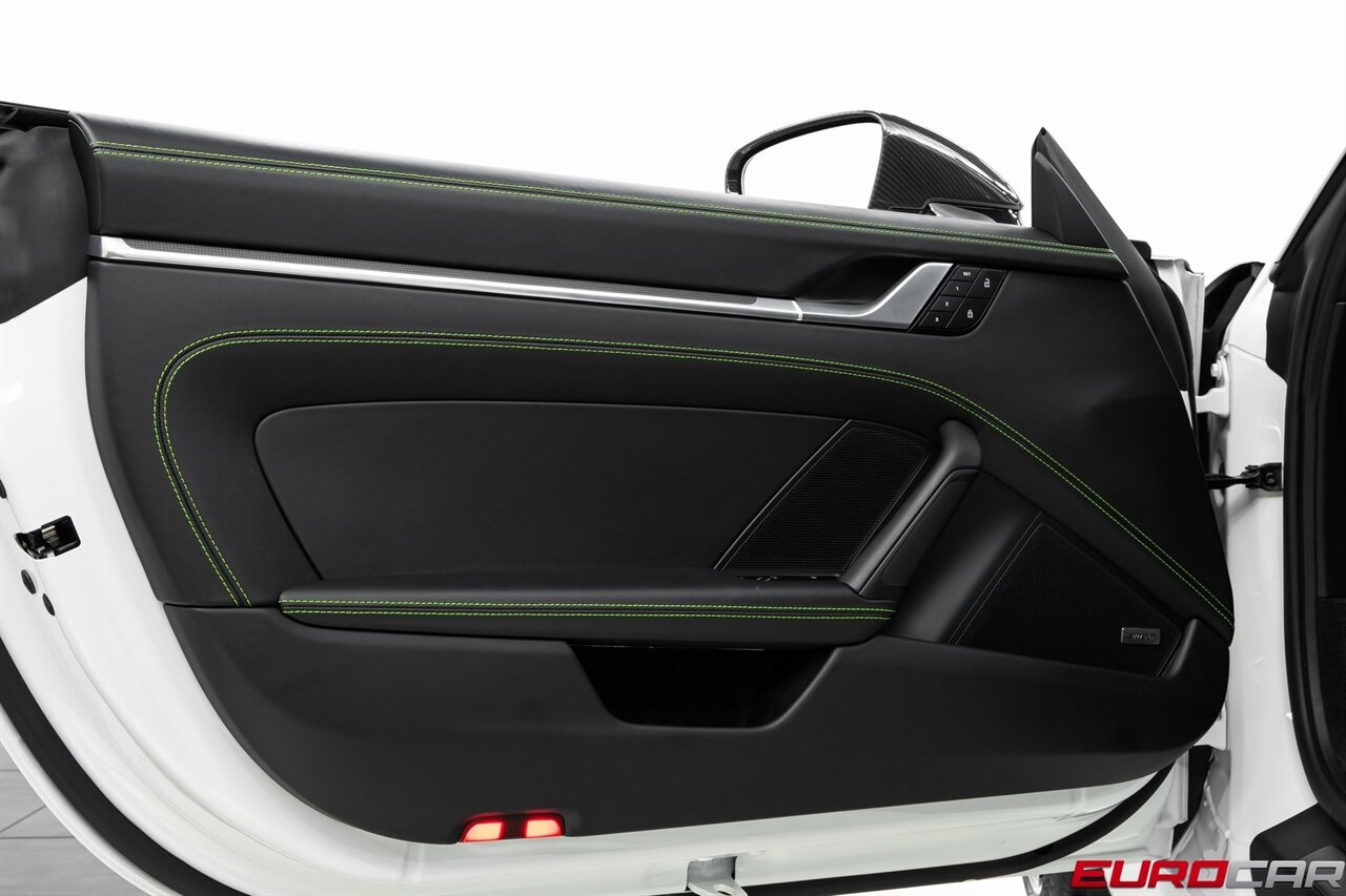 2024 Porsche 911 Turbo S *SPORTDESIGN PACKAGE * FRONT AXLE LIFT* - Photo 24 - Costa Mesa, CA 92626