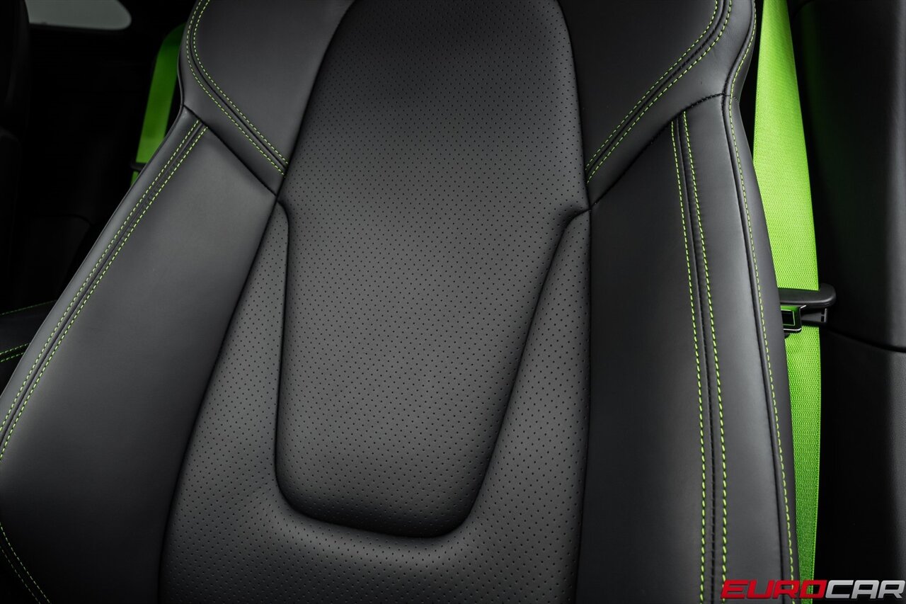 2024 Porsche 911 Turbo S *SPORTDESIGN PACKAGE * FRONT AXLE LIFT* - Photo 43 - Costa Mesa, CA 92626