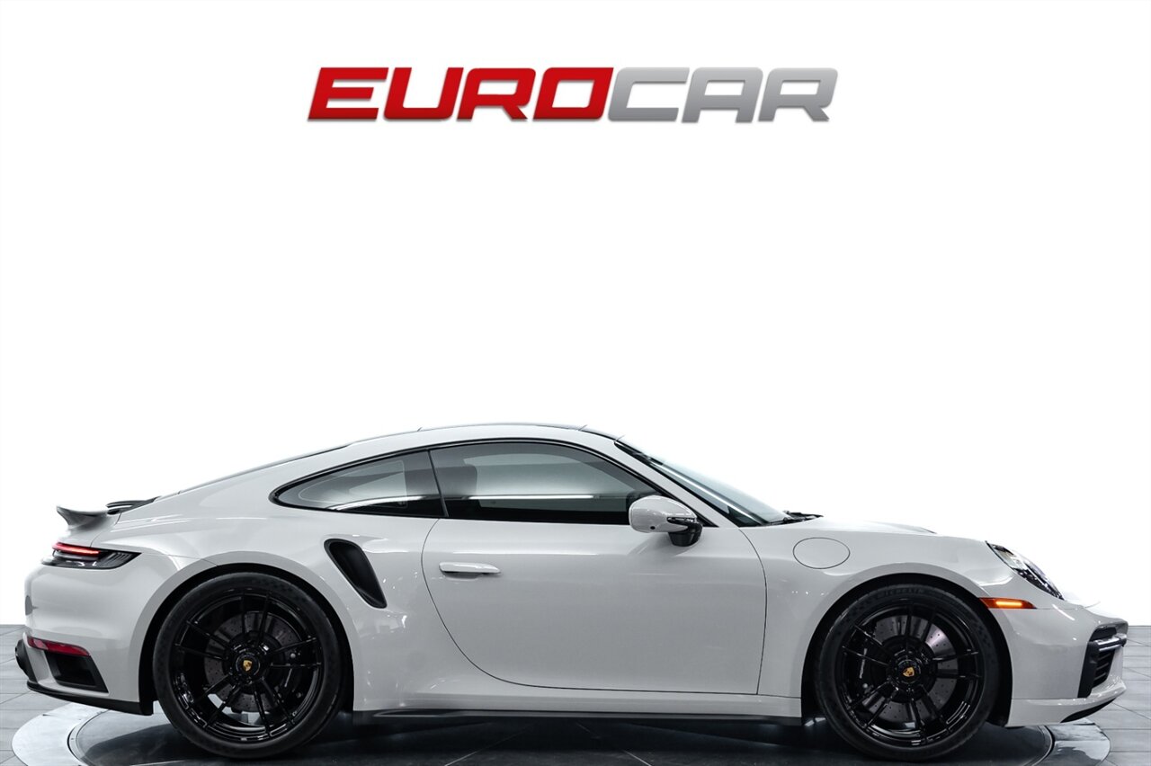 2024 Porsche 911 Turbo  *SPORT EXHAUST SYSTEM * FRONT AXLE LIFT SYSTEM* - Photo 6 - Costa Mesa, CA 92626