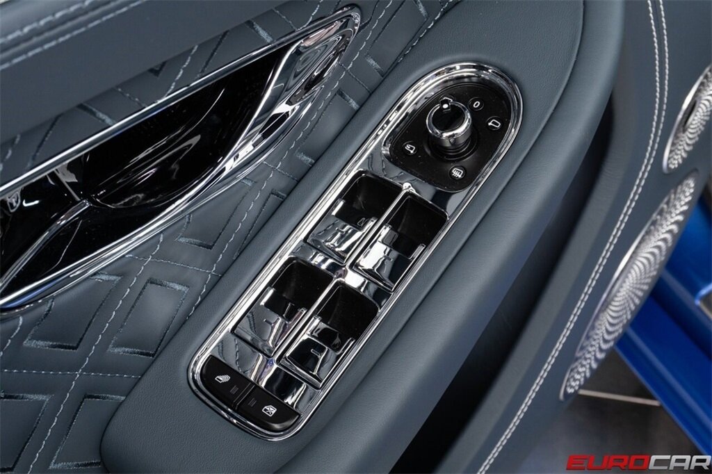 2023 Bentley Continental GT V8 *$317,075 MSRP * EXTENDED RANGE PAINT * CARBON INTERIOR* - Photo 24 - Costa Mesa, CA 92626