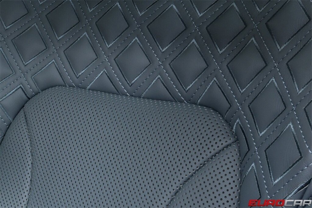 2023 Bentley Continental GT V8 *$317,075 MSRP * EXTENDED RANGE PAINT * CARBON INTERIOR* - Photo 43 - Costa Mesa, CA 92626