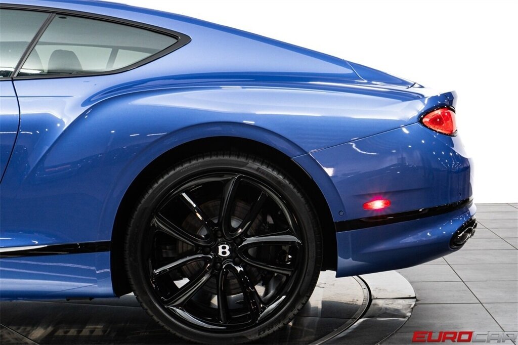 2023 Bentley Continental GT V8 *$317,075 MSRP * EXTENDED RANGE PAINT * CARBON INTERIOR* - Photo 14 - Costa Mesa, CA 92626