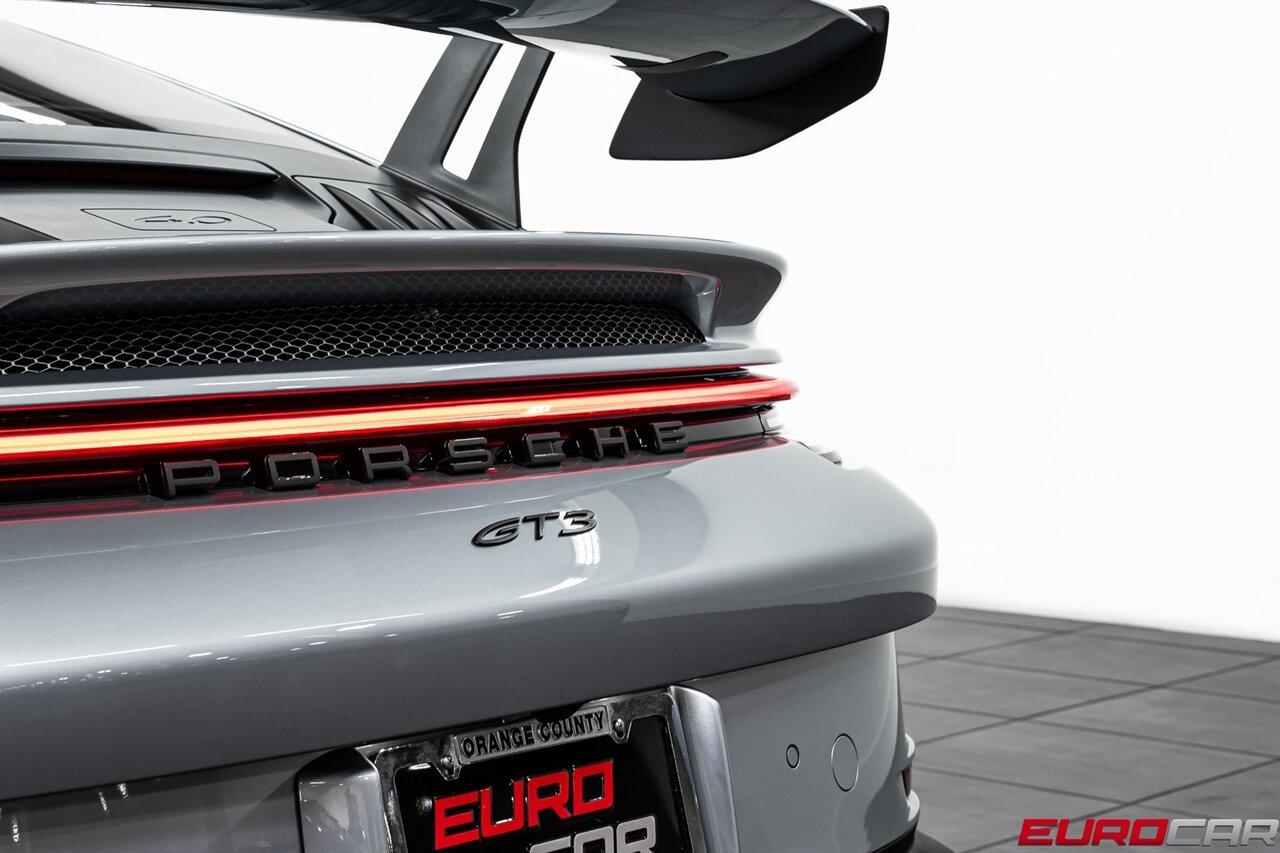 2022 Porsche 911 GT3 *FRONT AXLE LIFT * ADAPTIVE SPORT SEATS PLUS*   - Photo 21 - Costa Mesa, CA 92626