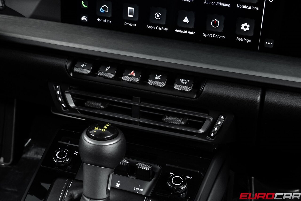 2022 Porsche 911 GT3 *FRONT AXLE LIFT * ADAPTIVE SPORT SEATS PLUS*   - Photo 32 - Costa Mesa, CA 92626