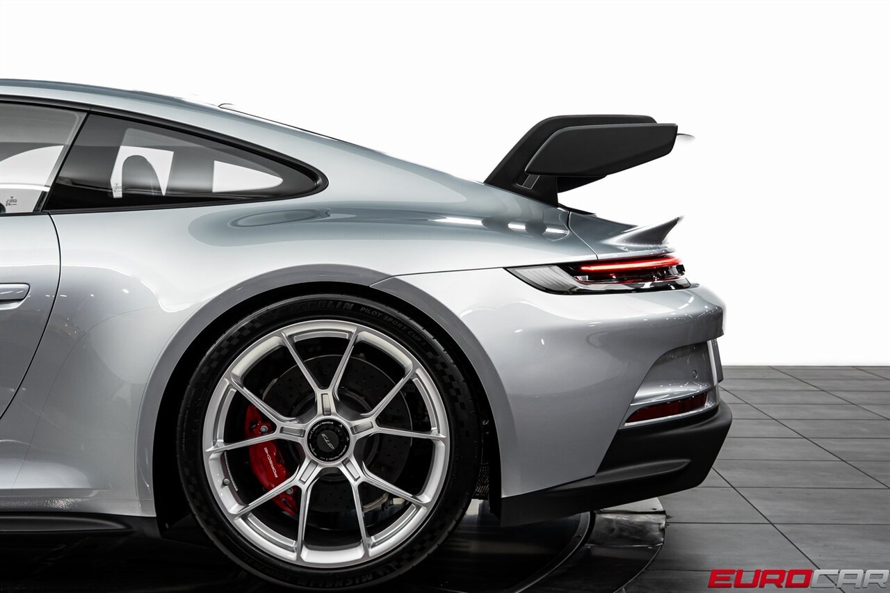 2022 Porsche 911 GT3 *FRONT AXLE LIFT * ADAPTIVE SPORT SEATS PLUS*   - Photo 17 - Costa Mesa, CA 92626