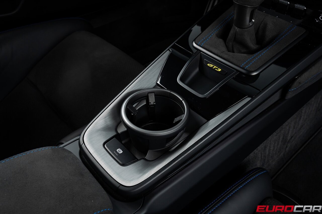 2022 Porsche 911 GT3 *CARBON FIBER BUCKET SEATS * FRONT AXLE LIFT * FRONT PPF* - Photo 39 - Costa Mesa, CA 92626