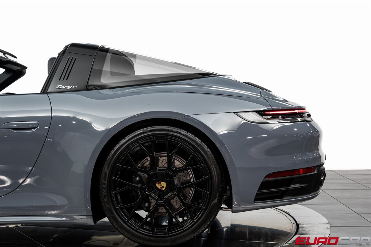2023 Porsche 911 Targa 4 *SPORT PACKAGE * PREMIUM PACKAGE * FRONT PPF* - Photo 18 - Costa Mesa, CA 92626