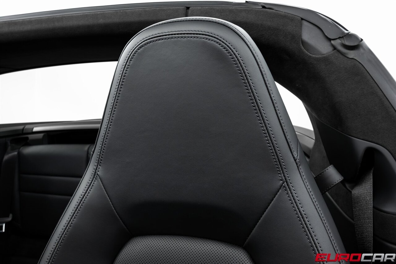 2023 Porsche 911 Targa 4 *SPORT PACKAGE * PREMIUM PACKAGE * FRONT PPF* - Photo 42 - Costa Mesa, CA 92626