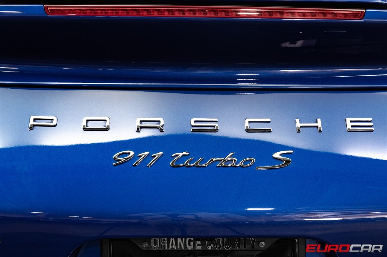 2015 Porsche 911 Turbo S  *PREMIUM PACKAGE PLUS * BEAUTIFUL SPEC* - Photo 13 - Costa Mesa, CA 92626