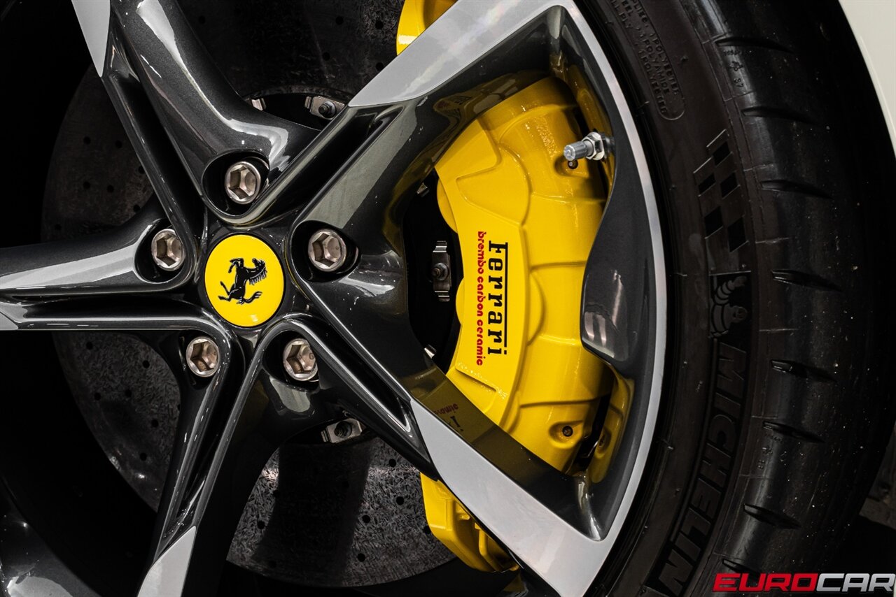 2023 Ferrari SF90 Stradale *HUGE CARBON OPTIONS * SUSPENSION LIFT * FULL BODY PPF* - Photo 27 - Costa Mesa, CA 92626