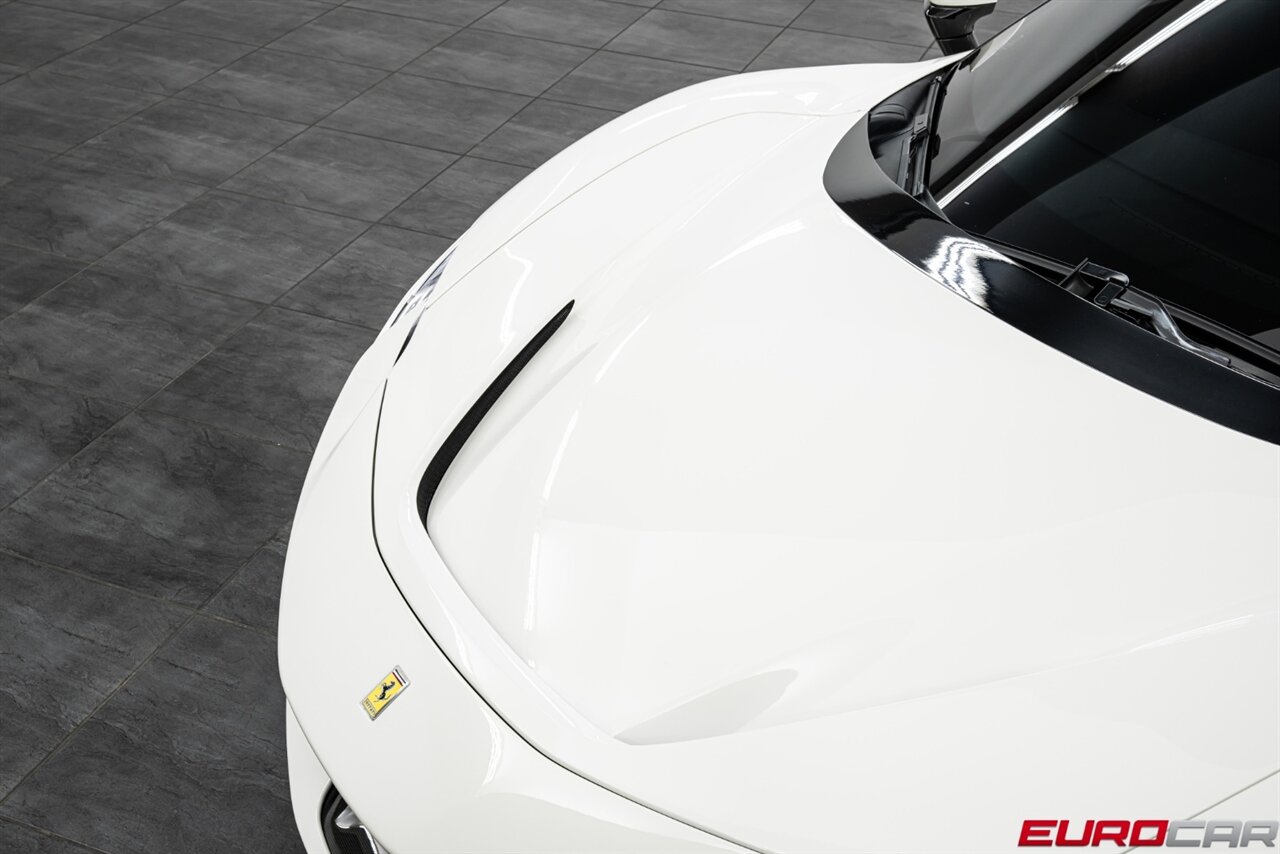 2023 Ferrari SF90 Stradale *HUGE CARBON OPTIONS * SUSPENSION LIFT * FULL BODY PPF* - Photo 9 - Costa Mesa, CA 92626
