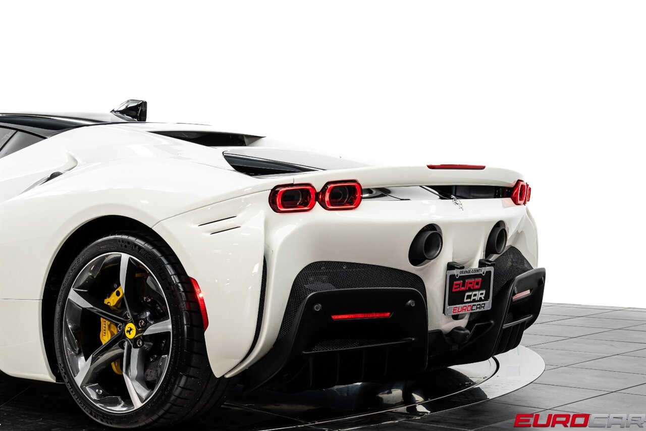 2023 Ferrari SF90 Stradale *HUGE CARBON OPTIONS * SUSPENSION LIFT * FULL BODY PPF* - Photo 22 - Costa Mesa, CA 92626