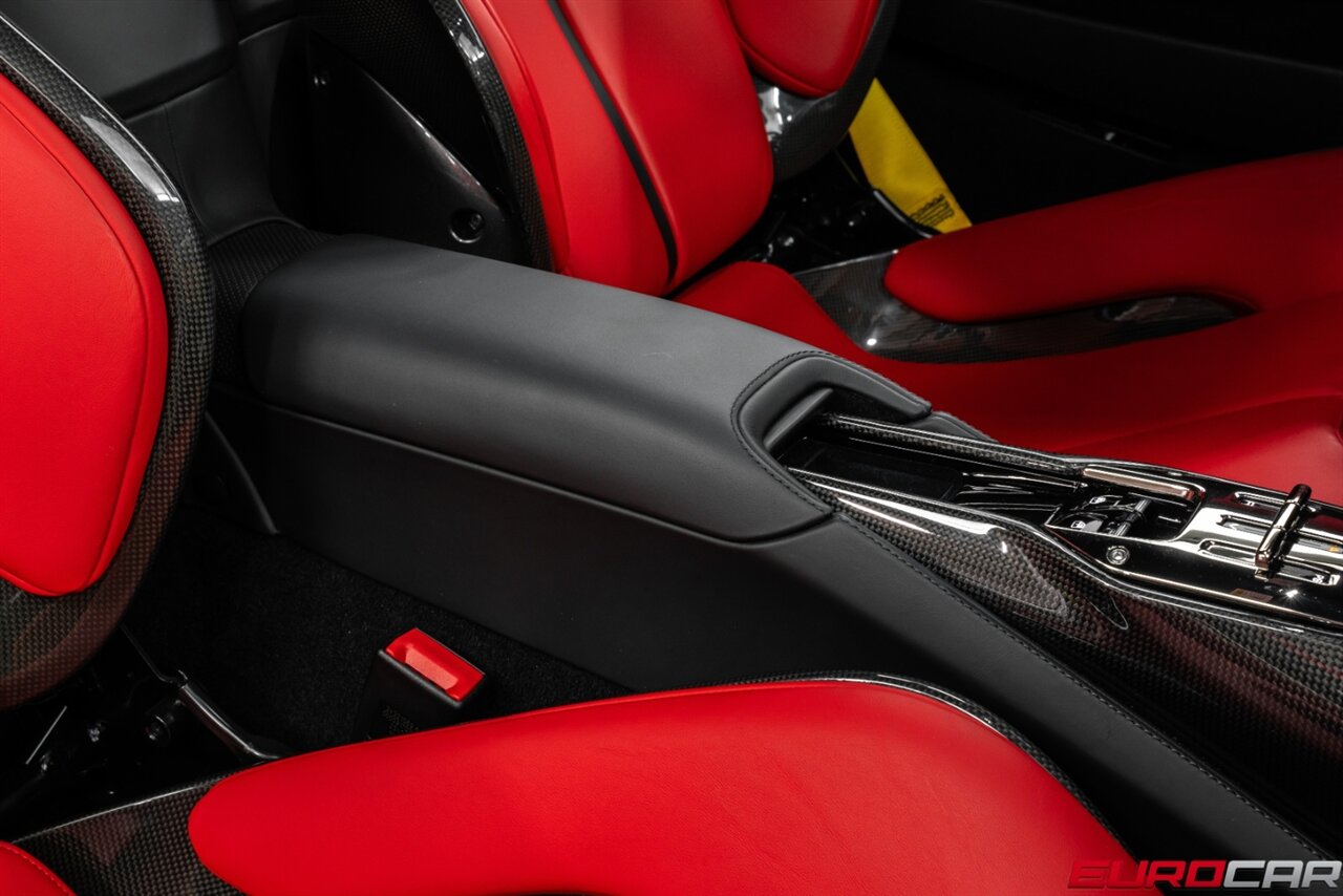 2023 Ferrari SF90 Stradale *HUGE CARBON OPTIONS * SUSPENSION LIFT * FULL BODY PPF* - Photo 39 - Costa Mesa, CA 92626