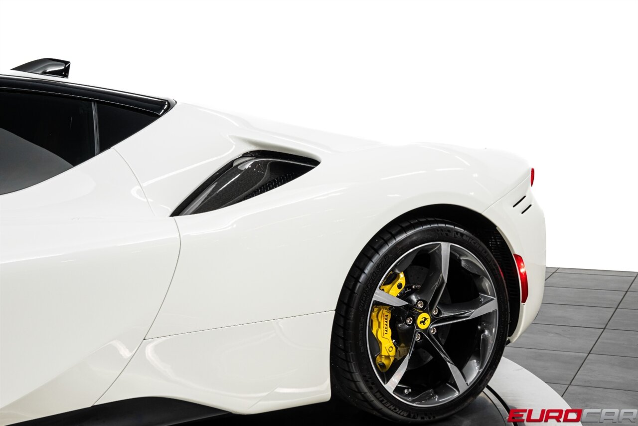 2023 Ferrari SF90 Stradale *HUGE CARBON OPTIONS * SUSPENSION LIFT * FULL BODY PPF* - Photo 19 - Costa Mesa, CA 92626