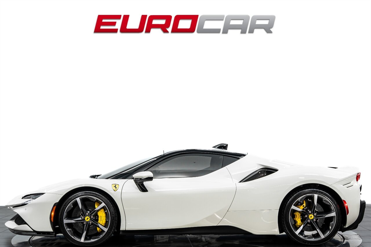 2023 Ferrari SF90 Stradale *HUGE CARBON OPTIONS * SUSPENSION LIFT * FULL BODY PPF* - Photo 2 - Costa Mesa, CA 92626