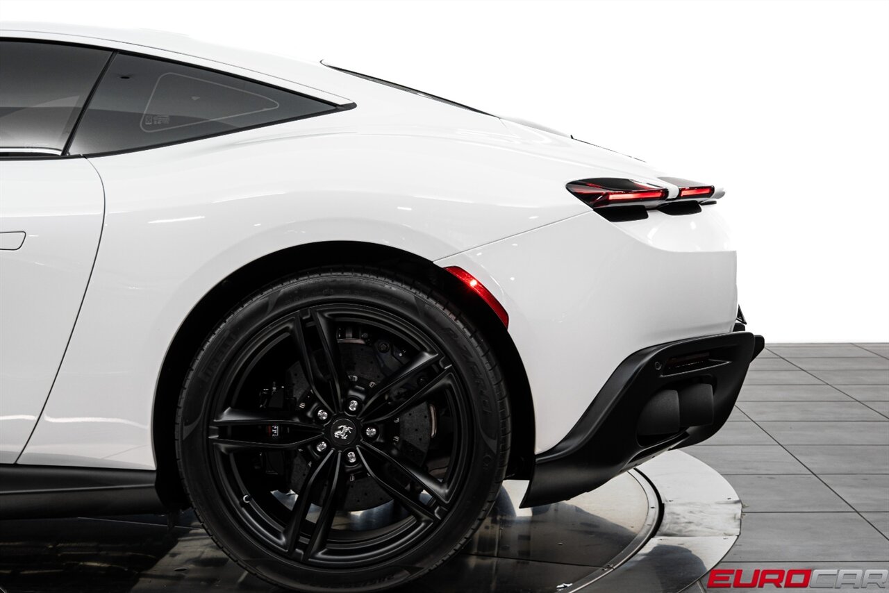 2022 Ferrari Roma *CARBON LED STEERING WHEEL * PASSENGER DISPLAY * FRONT PPF* - Photo 16 - Costa Mesa, CA 92626