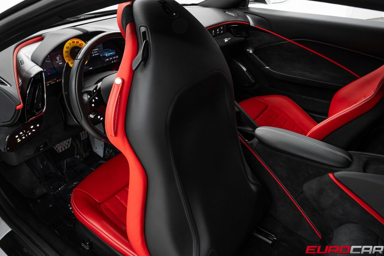 2022 Ferrari Roma *CARBON LED STEERING WHEEL * PASSENGER DISPLAY * FRONT PPF* - Photo 39 - Costa Mesa, CA 92626