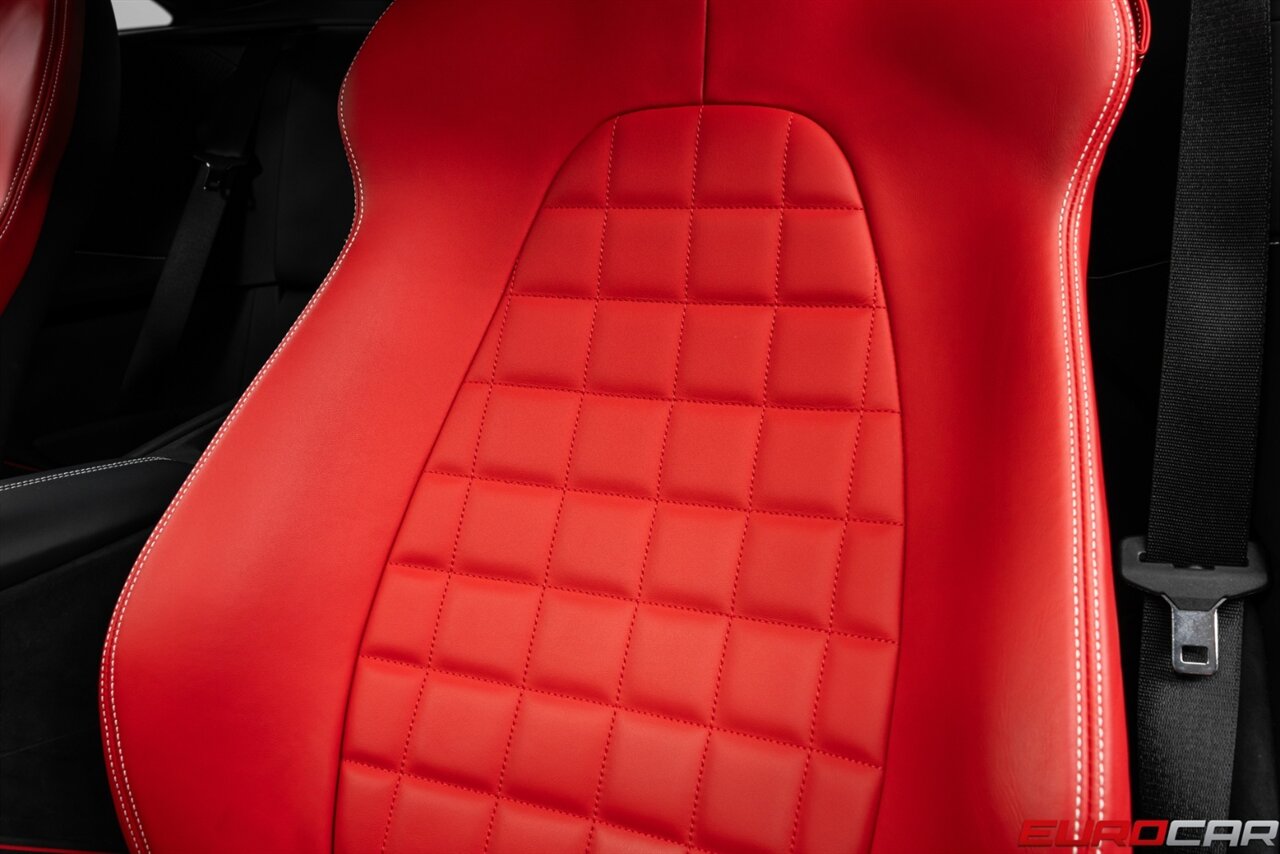 2022 Ferrari Roma *CARBON LED STEERING WHEEL * PASSENGER DISPLAY * FRONT PPF* - Photo 41 - Costa Mesa, CA 92626