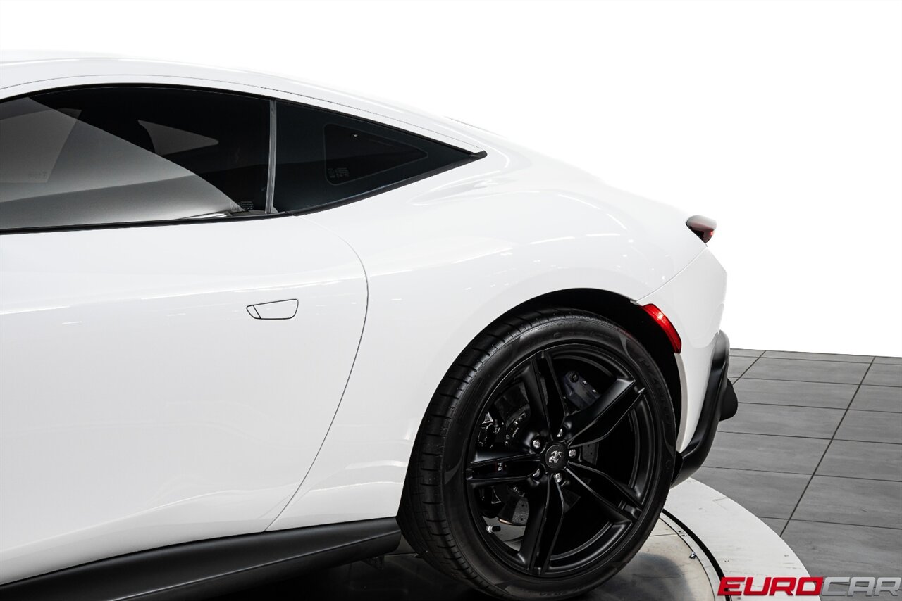 2022 Ferrari Roma *CARBON LED STEERING WHEEL * PASSENGER DISPLAY * FRONT PPF* - Photo 15 - Costa Mesa, CA 92626