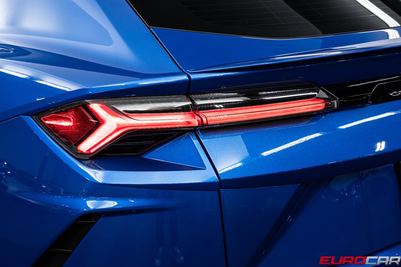 2021 Lamborghini Urus *IMMACULATE CONDITION* - Photo 18 - Costa Mesa, CA 92626