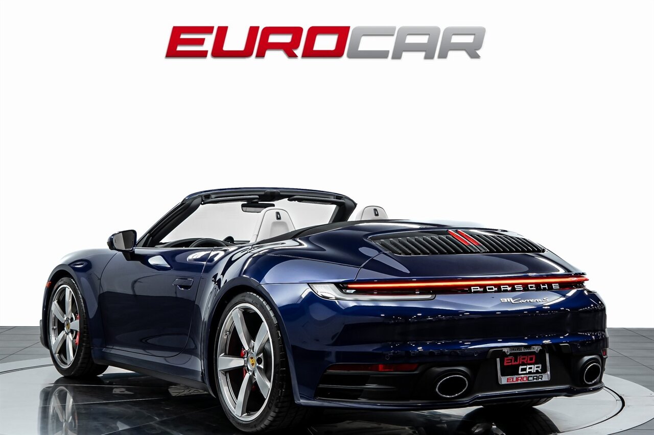 2024 Porsche 911 S photo 4