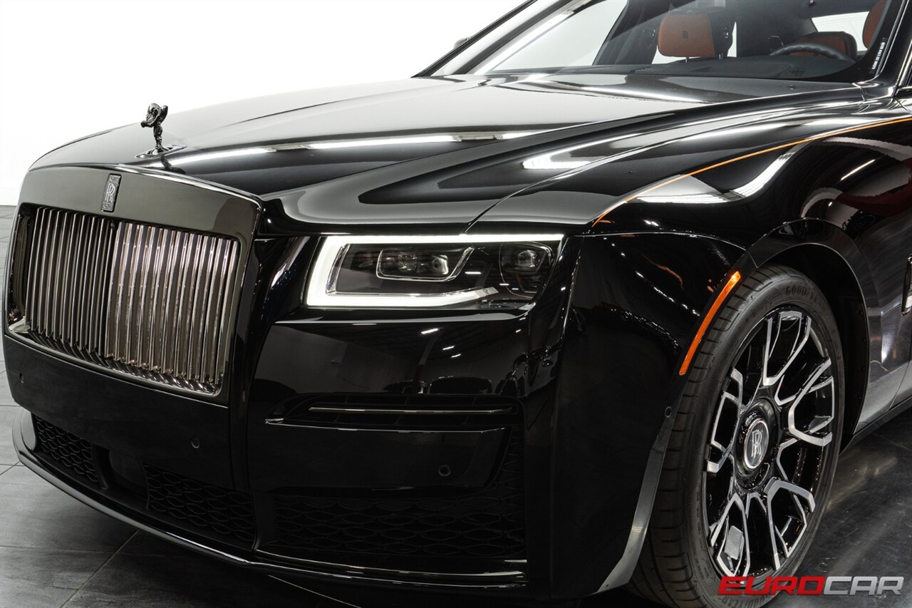 2022 Rolls-Royce Ghost Black Badge  *BB GHOST PACKAGE * SHOOTING STAR HEADLINER* - Photo 11 - Costa Mesa, CA 92626