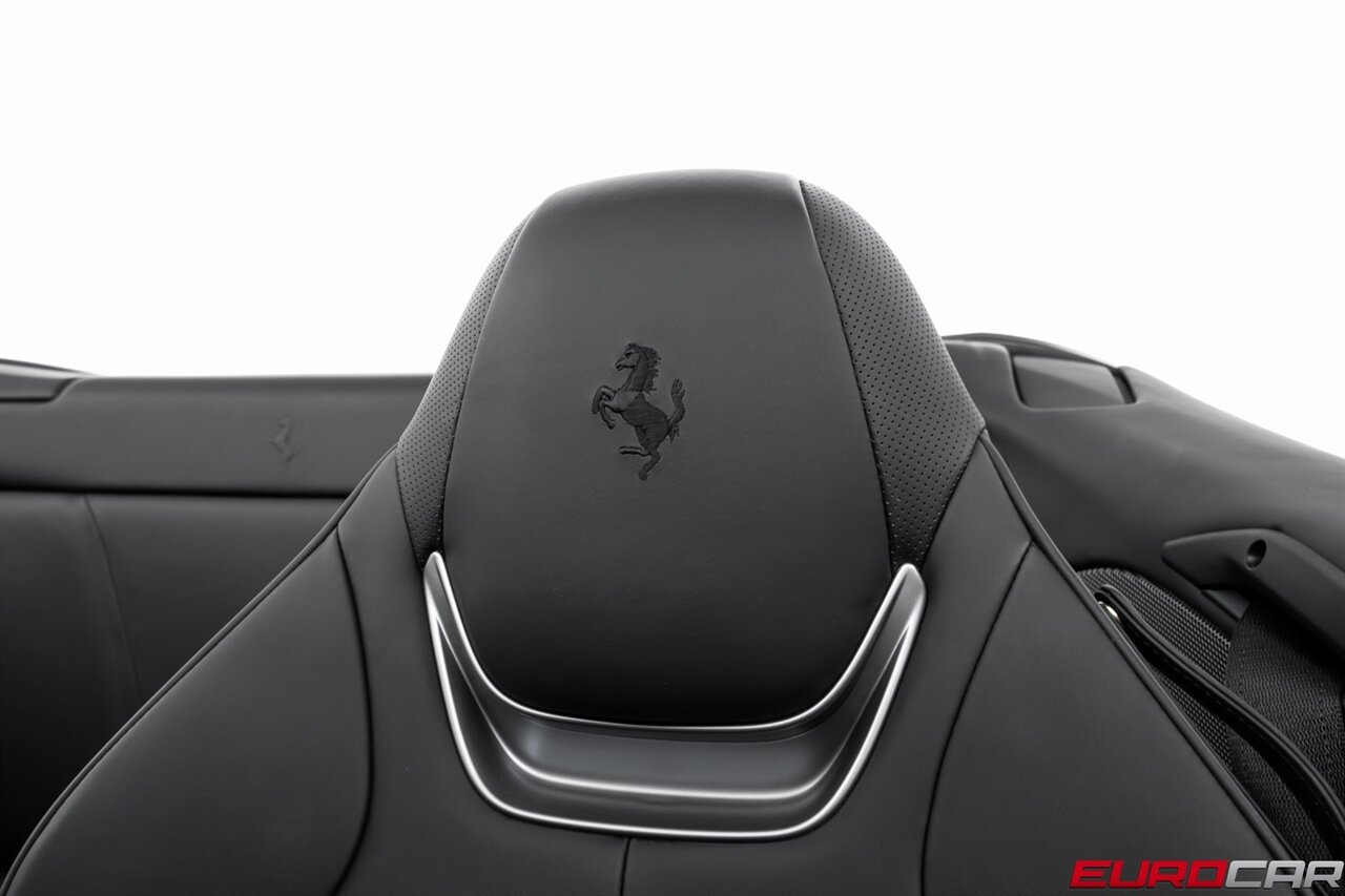 2020 Ferrari Portofino  *CARBON FIBER LED STEERING WHEEL * FACTORY MATTE * FULL BODY PPF* - Photo 46 - Costa Mesa, CA 92626