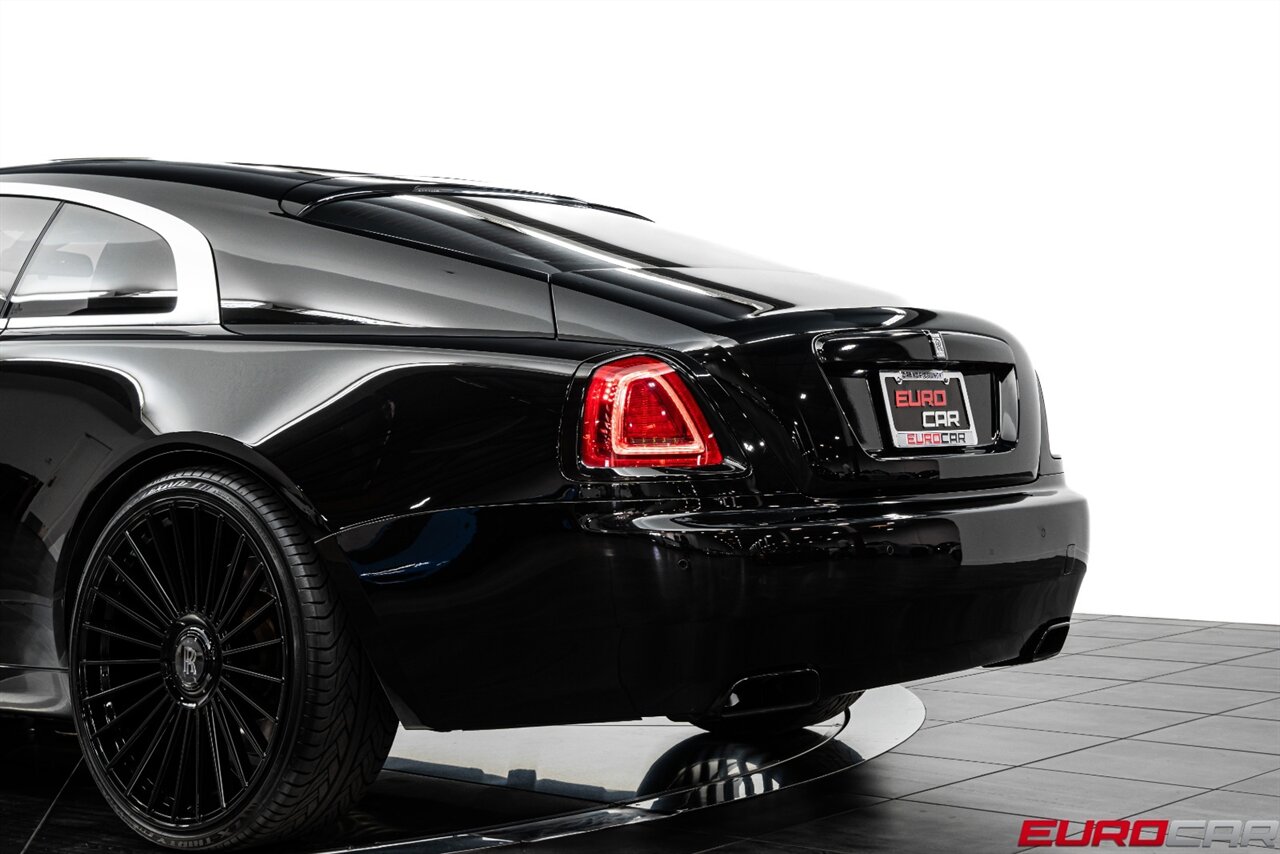2016 Rolls-Royce Wraith  * STARLIGHT HEADLINER * FRESH SERVICE* - Photo 16 - Costa Mesa, CA 92626